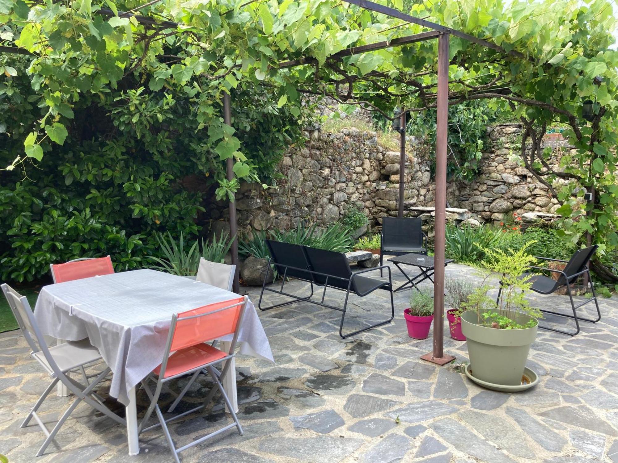 Maison Kyprea: Charmant Appartement /Duplex , Spacieux, Tout Confort Avec Terrasse Exterieure Privee, Parking Privatif , Vue Pittoresque Sur La Citadelle De Corte Et Les Montagnes. Kültér fotó